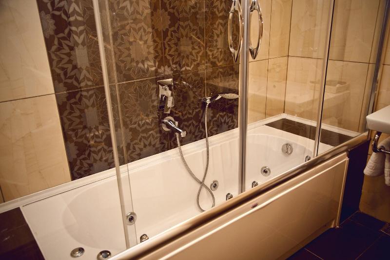 Esila Hotel image