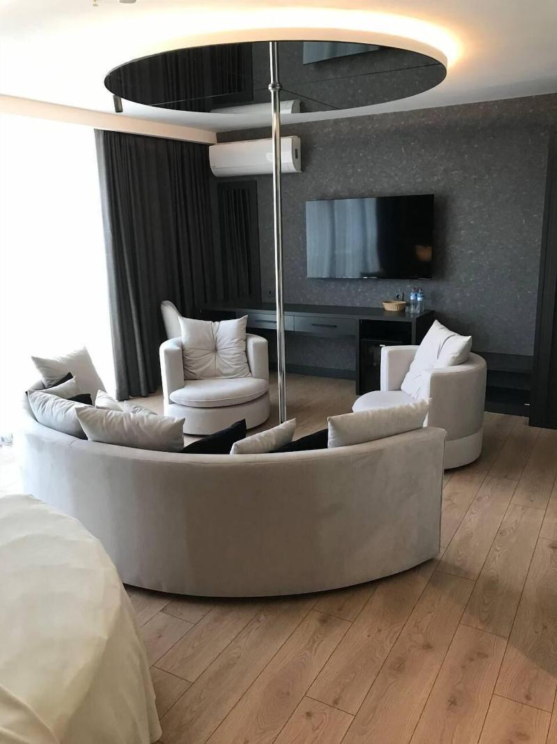 Esila Hotel image