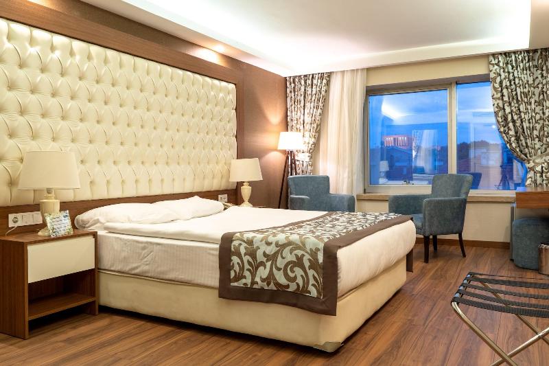 Esila Hotel image