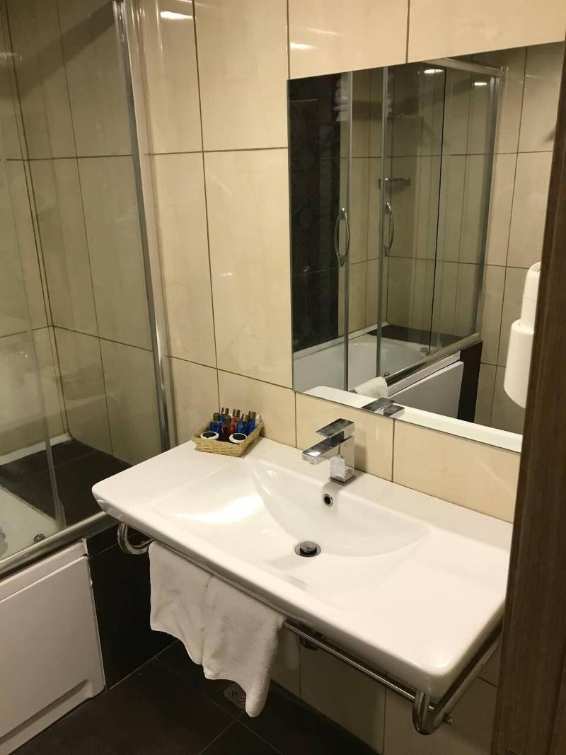 Esila Hotel image
