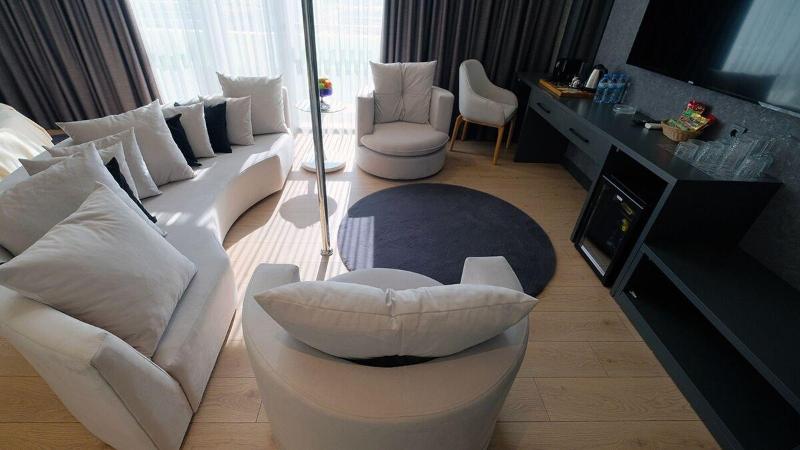 Esila Hotel image