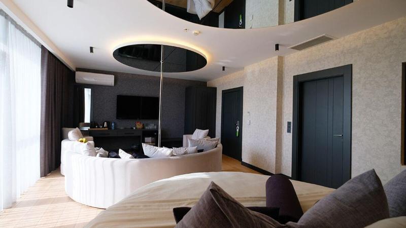 Esila Hotel image