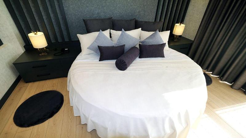 Esila Hotel image