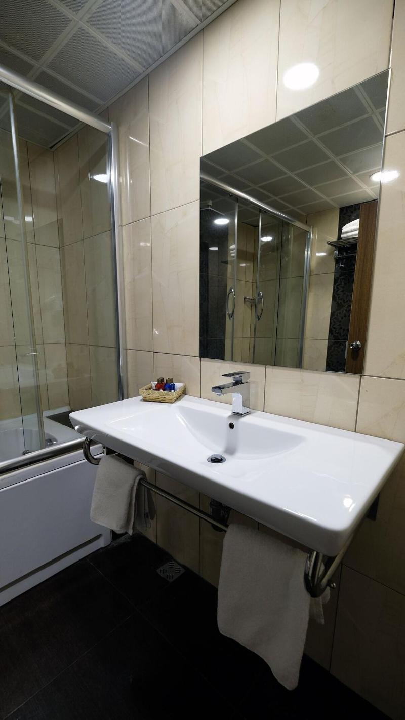 Esila Hotel image