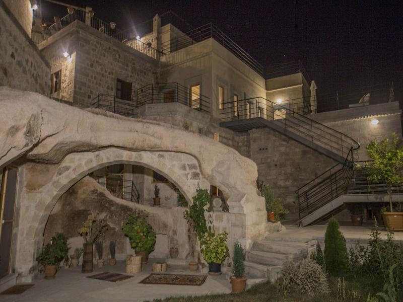 Helike Cave Hotel