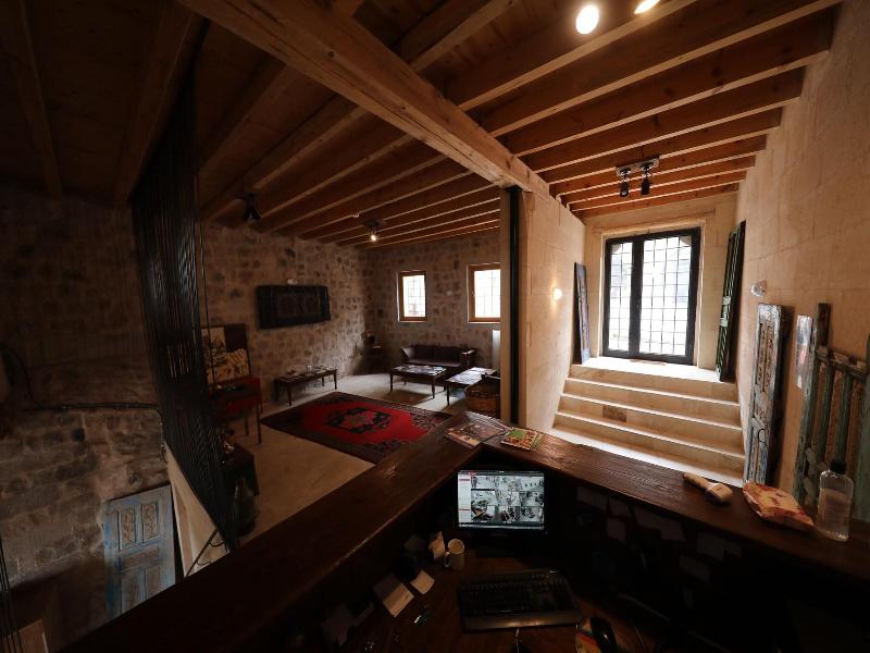 Helike Cave Hotel