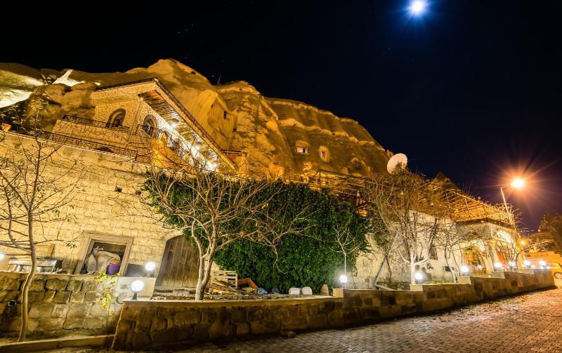 Sarıhan Cave Hotel image