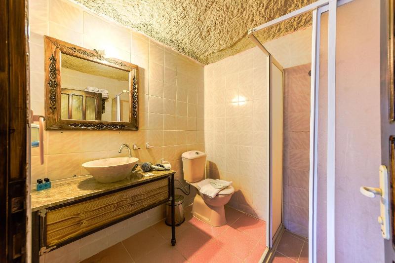 Sarıhan Cave Hotel image