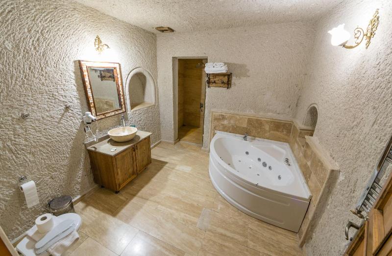 Sarıhan Cave Hotel image
