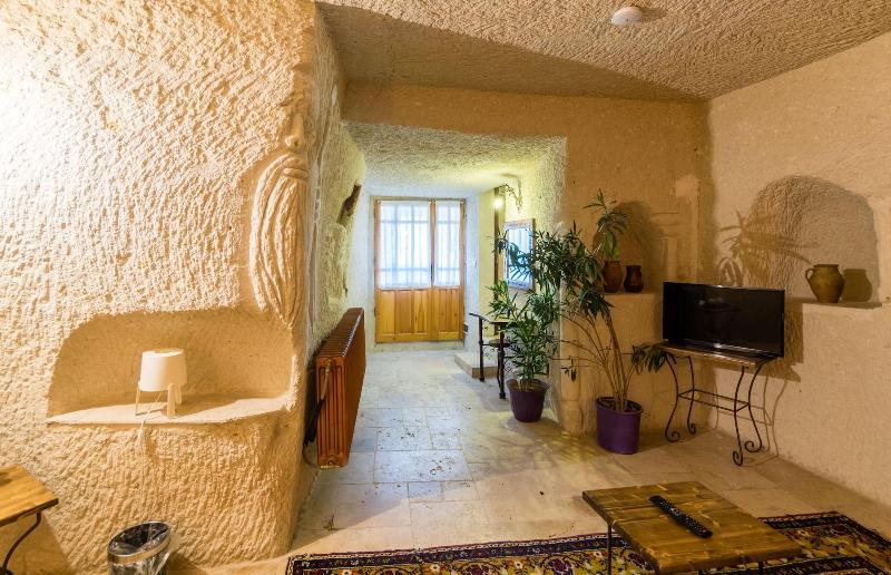Sarıhan Cave Hotel image