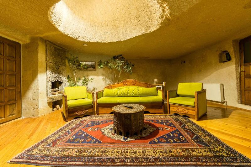Sarıhan Cave Hotel image