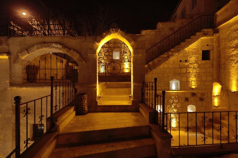 Mystic Cave House Hotel image