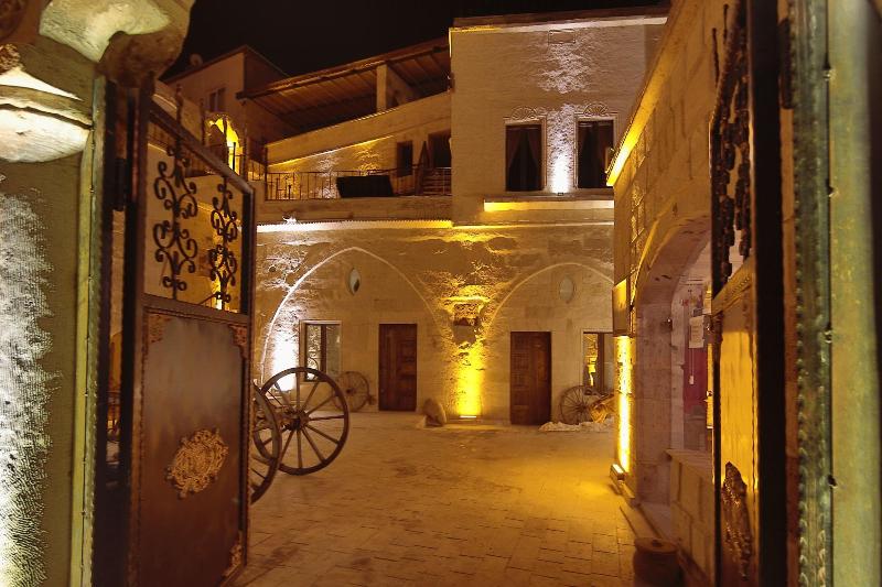 Mystic Cave House Hotel image