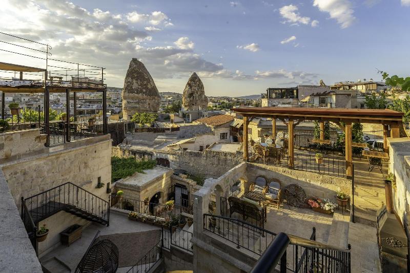 Mystic Cave House Hotel image