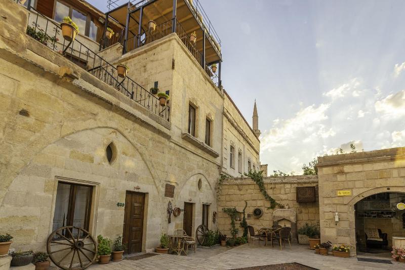 Mystic Cave House Hotel image