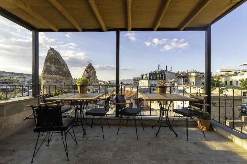 Mystic Cave House Hotel image