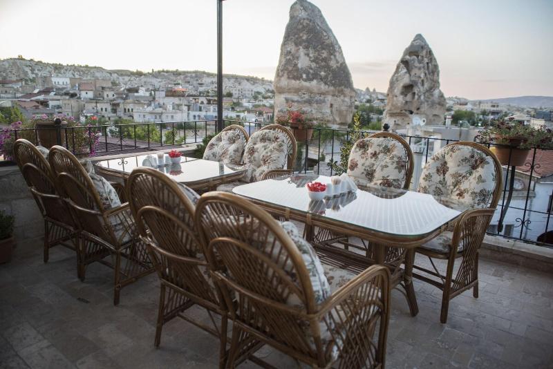 Mystic Cave House Hotel image