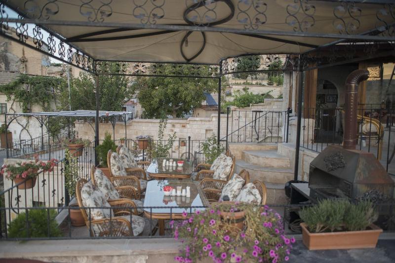 Mystic Cave House Hotel image
