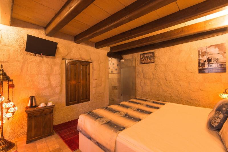 Mystic Cave House Hotel image