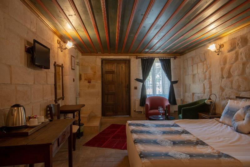 Mystic Cave House Hotel image