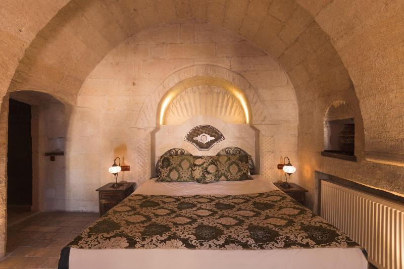 Mystic Cave House Hotel image