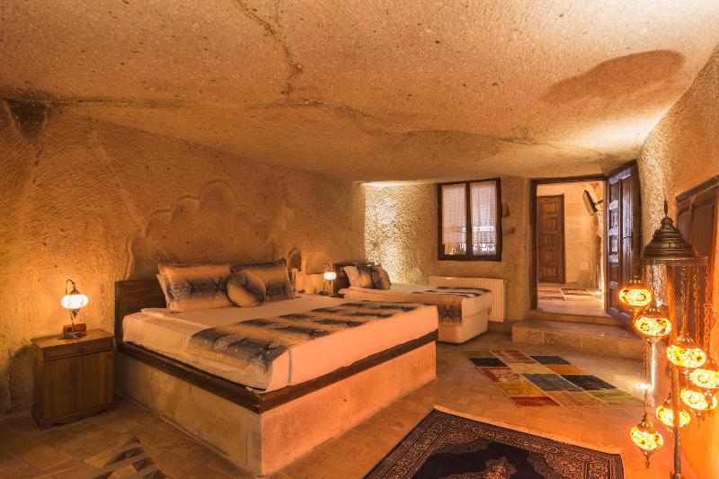 Mystic Cave House Hotel image