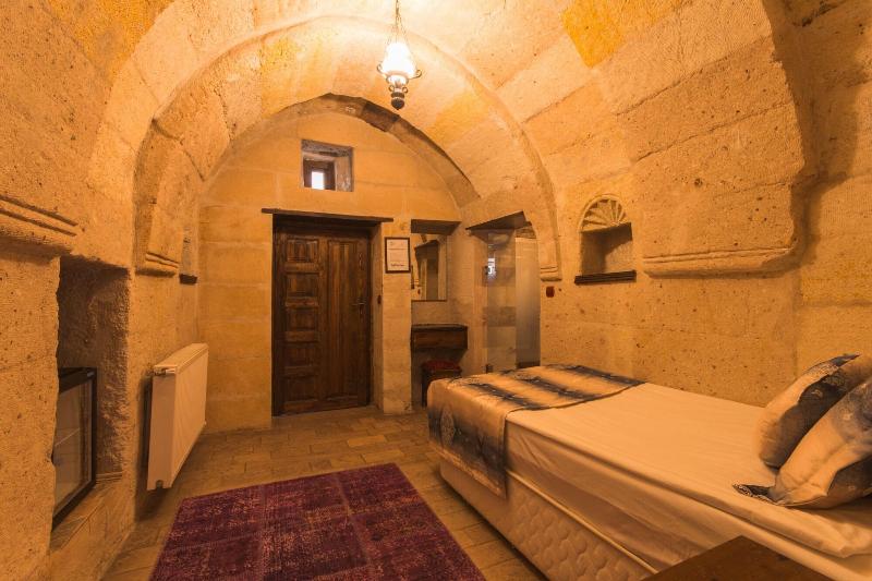 Mystic Cave House Hotel image