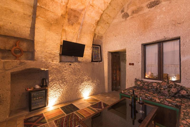 Mystic Cave House Hotel image