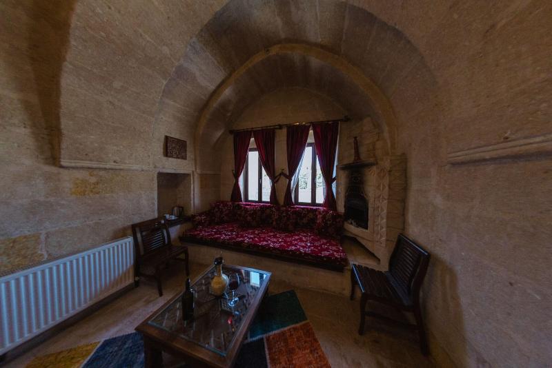 Mystic Cave House Hotel image