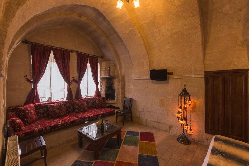 Mystic Cave House Hotel image