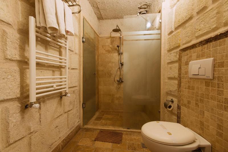 Mystic Cave House Hotel image