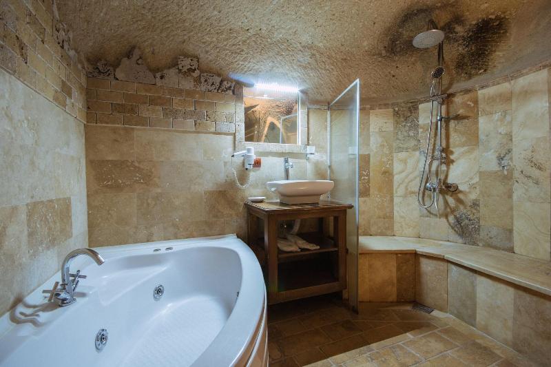 Mystic Cave House Hotel image