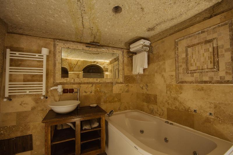Mystic Cave House Hotel image