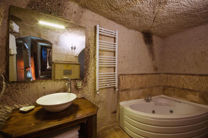 Mystic Cave House Hotel image