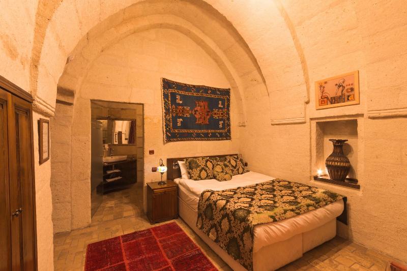 Mystic Cave House Hotel image