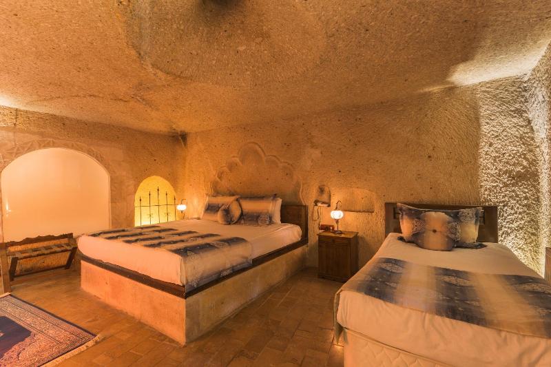 Mystic Cave House Hotel image