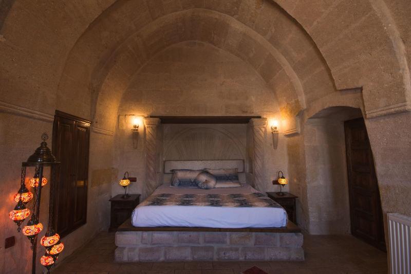 Mystic Cave House Hotel image