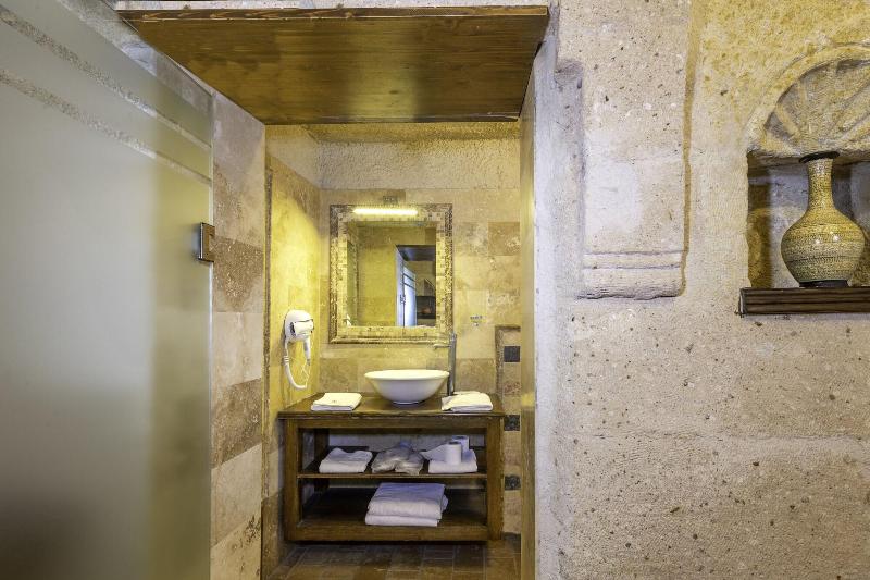 Mystic Cave House Hotel image