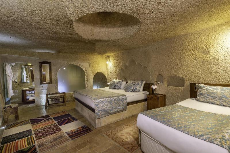 Mystic Cave House Hotel image