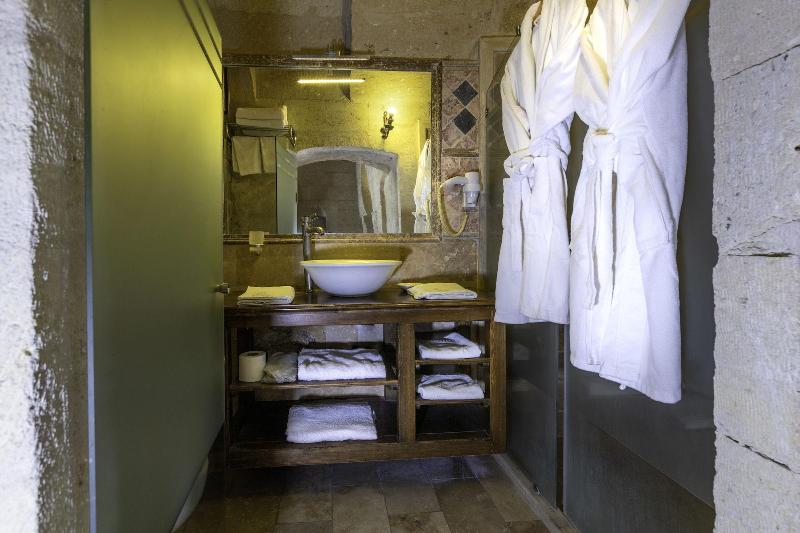 Mystic Cave House Hotel image