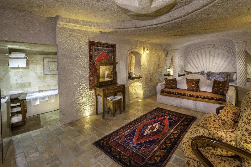 Mystic Cave House Hotel image
