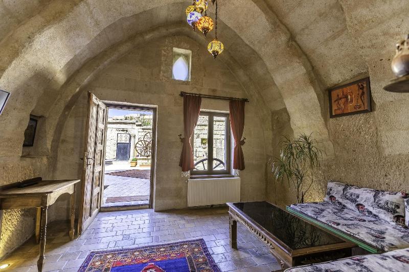 Mystic Cave House Hotel image