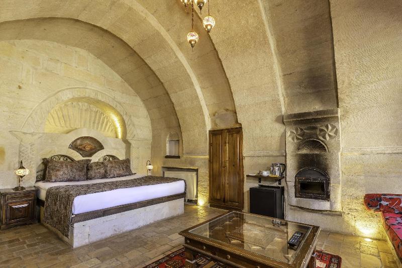 Mystic Cave House Hotel image