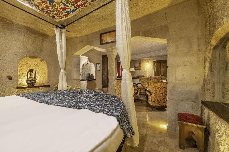 Mystic Cave House Hotel image