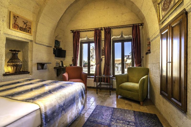 Mystic Cave House Hotel image