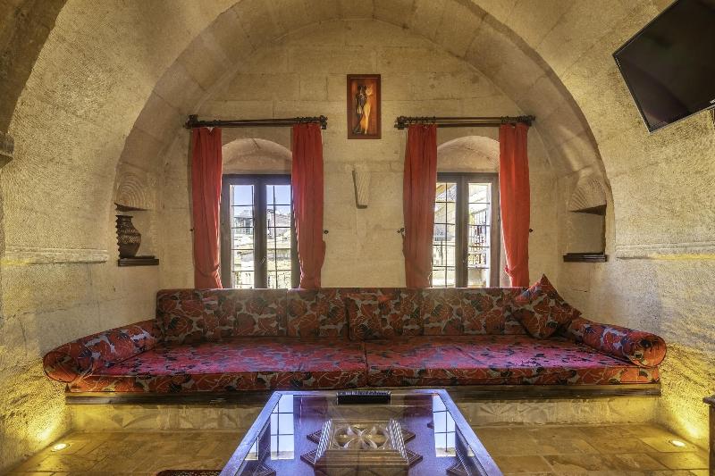Mystic Cave House Hotel image