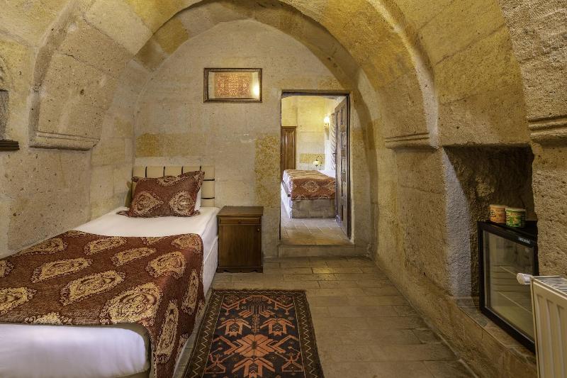 Mystic Cave House Hotel image