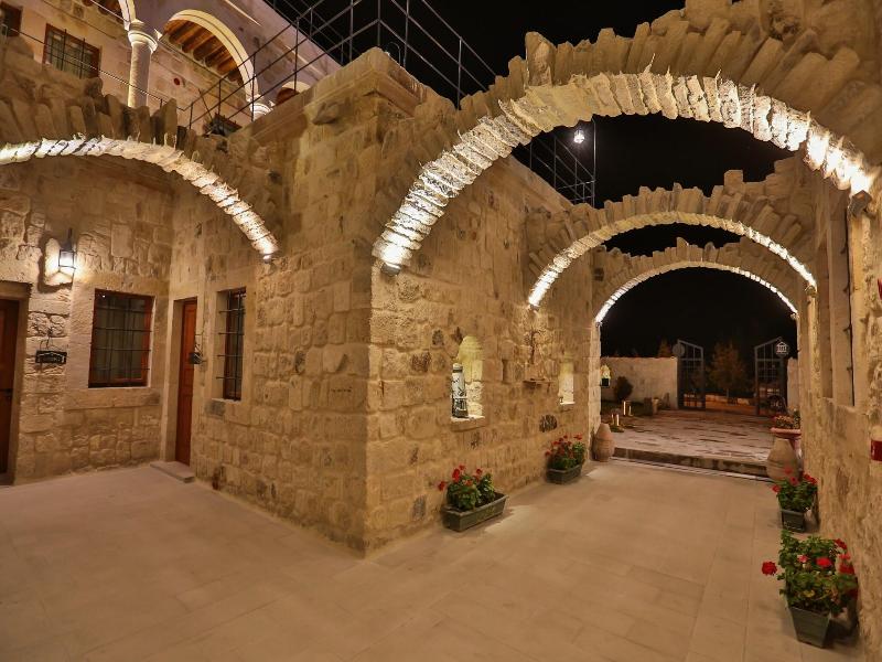 Acropolis Cave Suite image