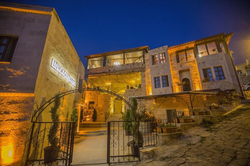 Luna Cave Hotel — general view