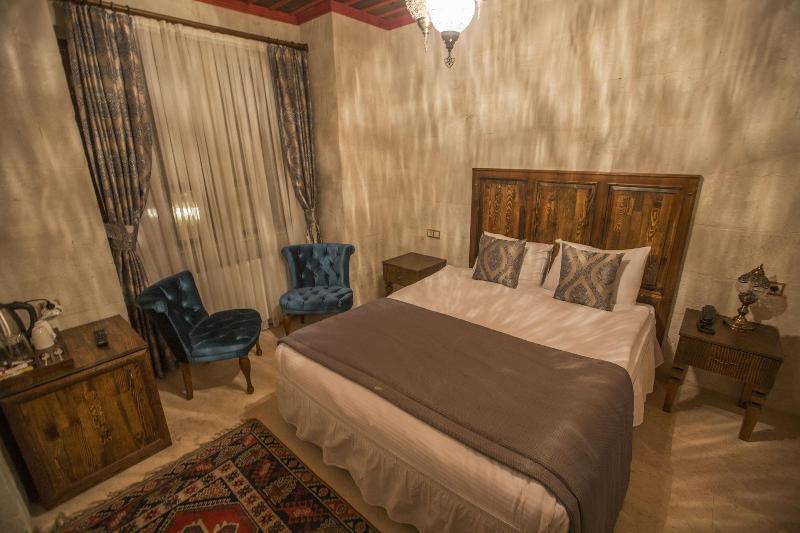 Luna Cave Hotel image